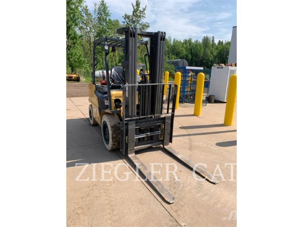 CAT GP30N Gaffeltrucks - andre