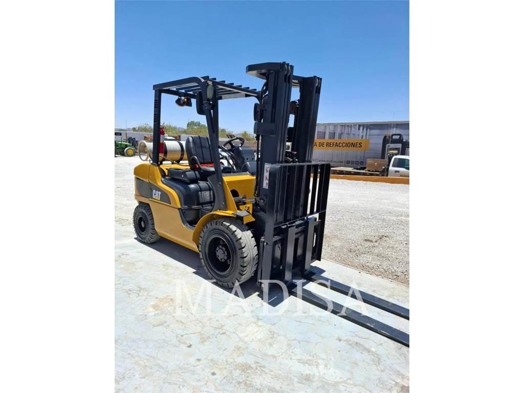 CAT GP30N5 Gaffeltrucks - andre