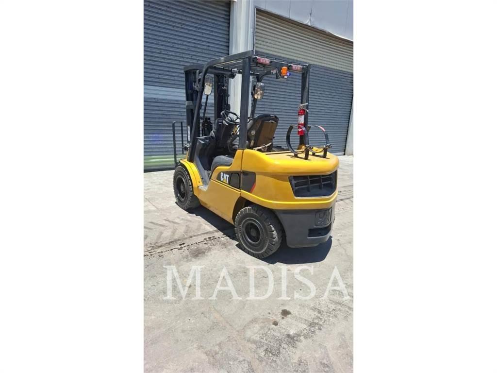 CAT GP30N5 Gaffeltrucks - andre