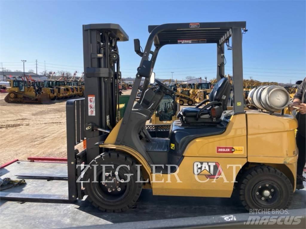 CAT GP30N5 Gaffeltrucks - andre