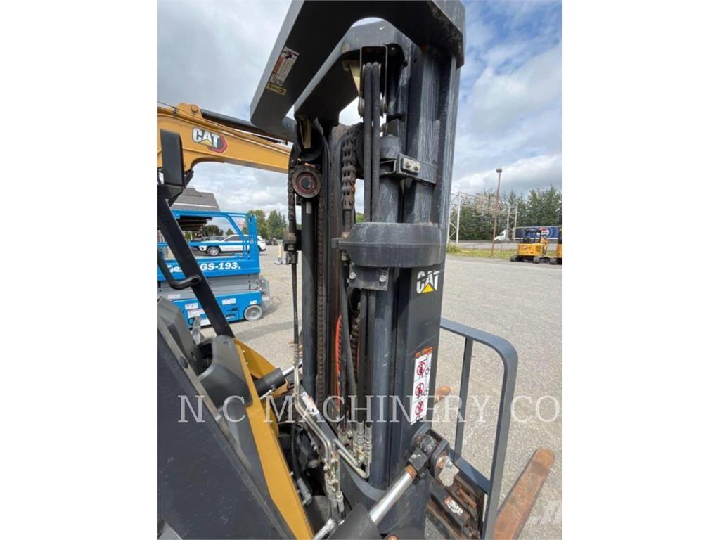 CAT GP30N5 LPG gaffeltrucks