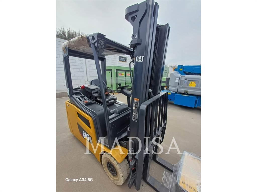 CAT LIFT TRUCKS 2ET3000 Gaffeltrucks - andre