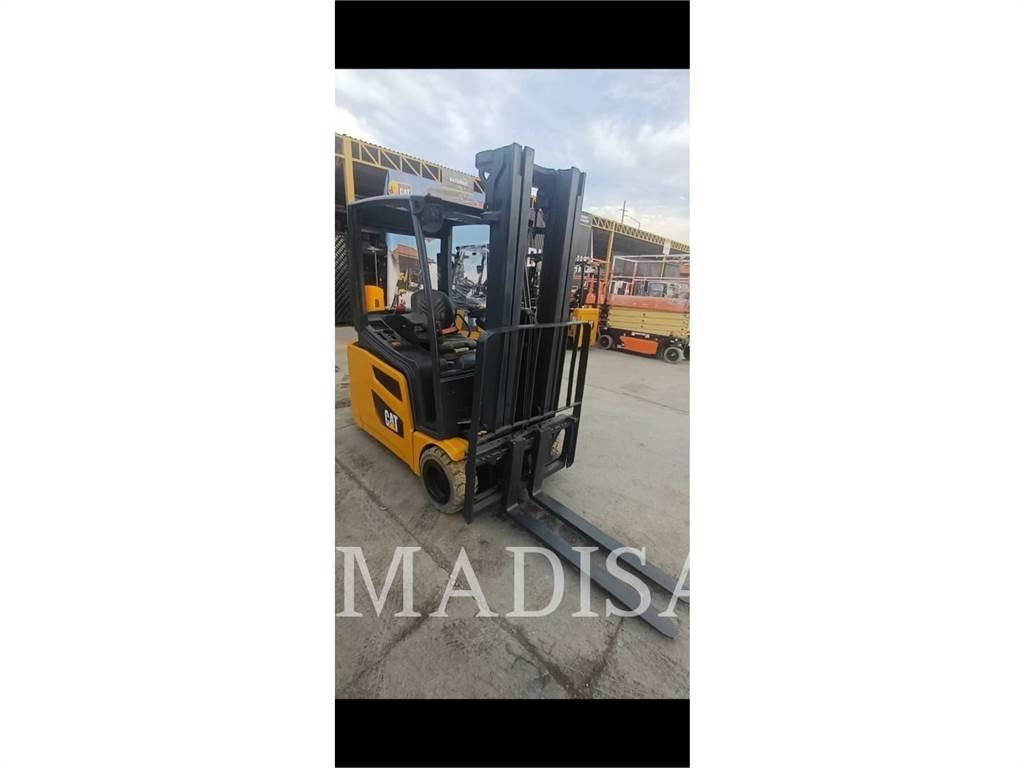 CAT LIFT TRUCKS 2ET4000 Gaffeltrucks - andre