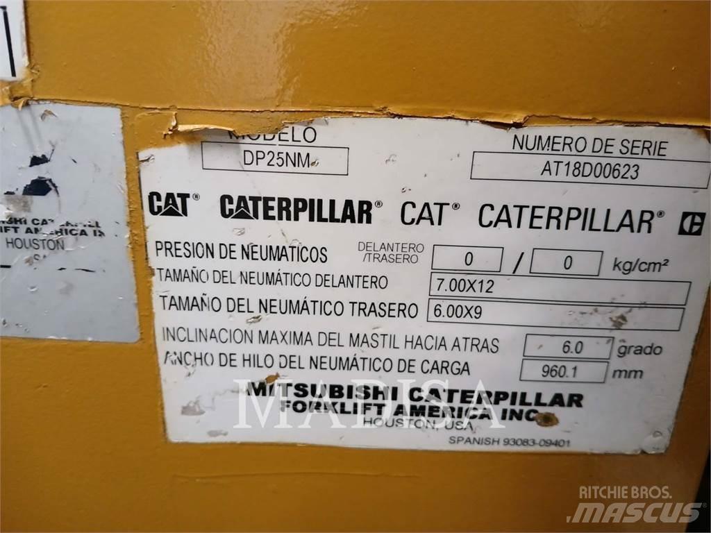 CAT LIFT TRUCKS DP25NM Gaffeltrucks - andre