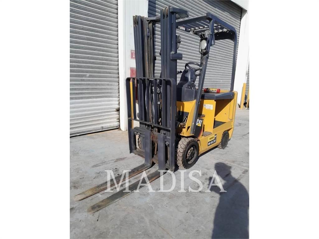 CAT LIFT TRUCKS E3500-AC Gaffeltrucks - andre