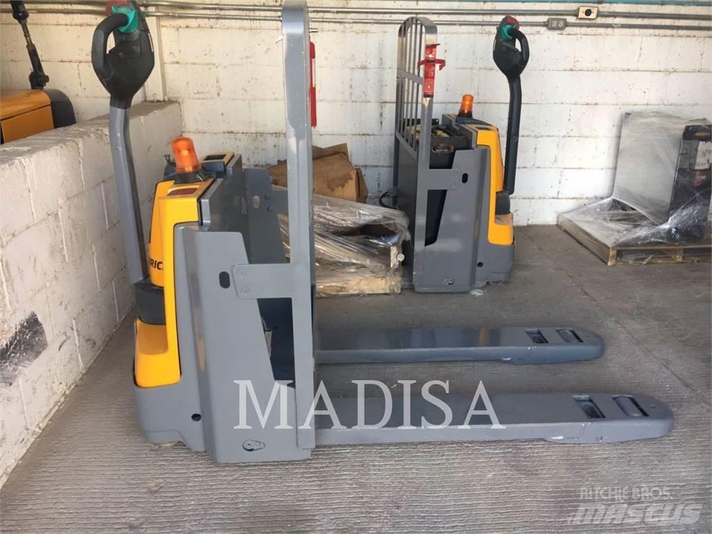 CAT LIFT TRUCKS EJE120E Gaffeltrucks - andre