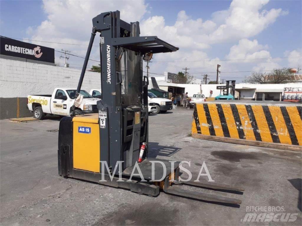 CAT LIFT TRUCKS EKS308 El gaffeltrucks