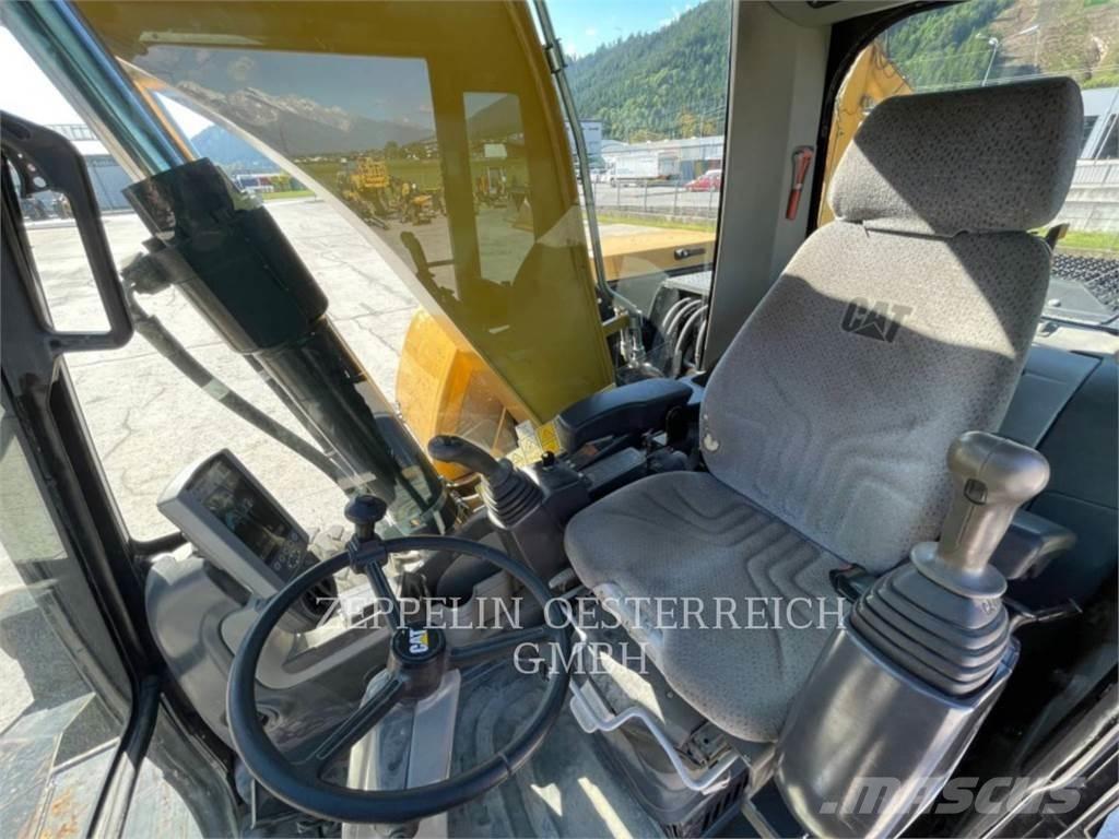 CAT M316D Gravemaskiner på hjul