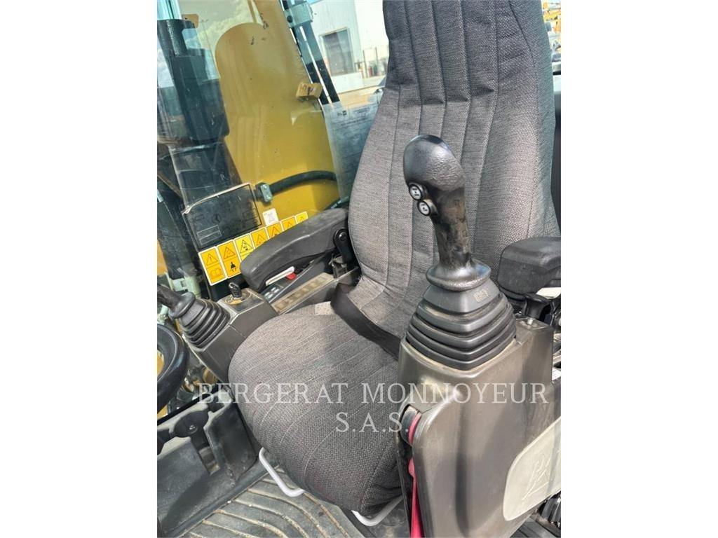 CAT M318F IVC Gravemaskiner på hjul