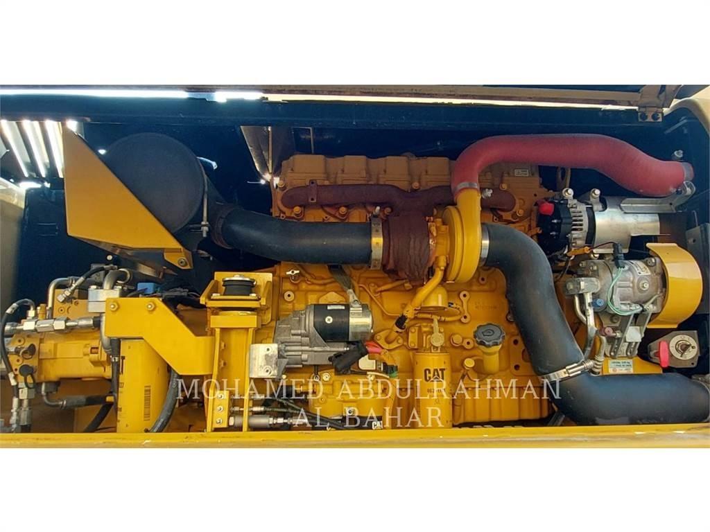 CAT M320D2 Gravemaskiner på hjul