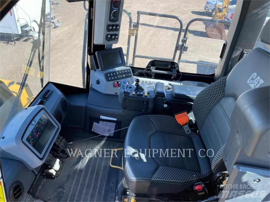 CAT M320F Gravemaskiner på hjul