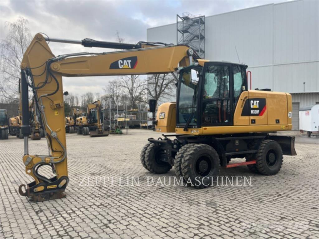 CAT M320F Gravemaskiner på hjul