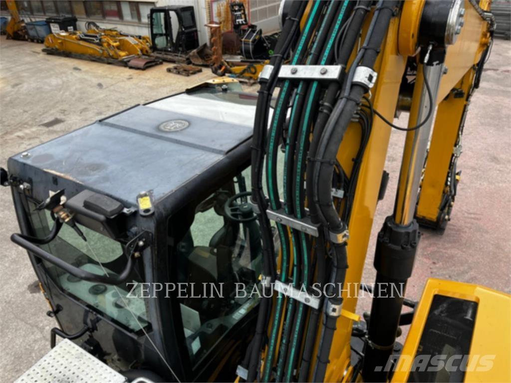 CAT M320F Gravemaskiner på hjul