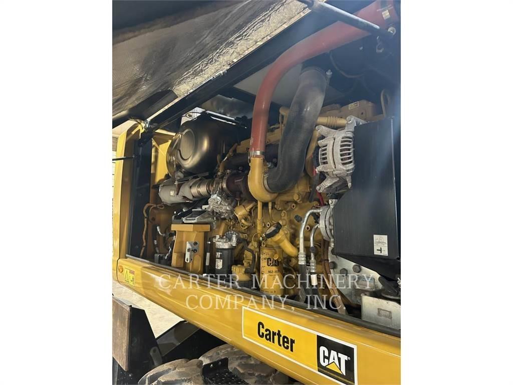 CAT M322F Gravemaskiner på hjul