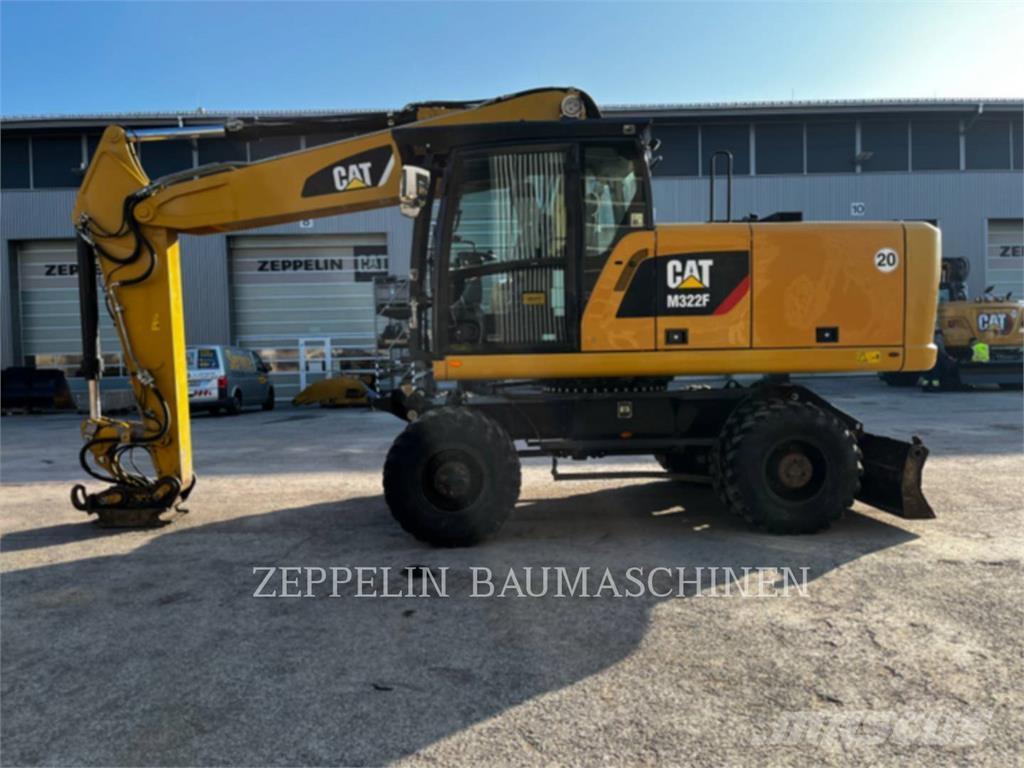 CAT M322F Gravemaskiner på hjul