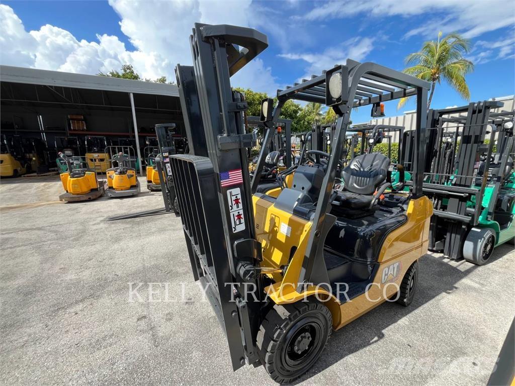 CAT MCFGP18N5 LPG gaffeltrucks
