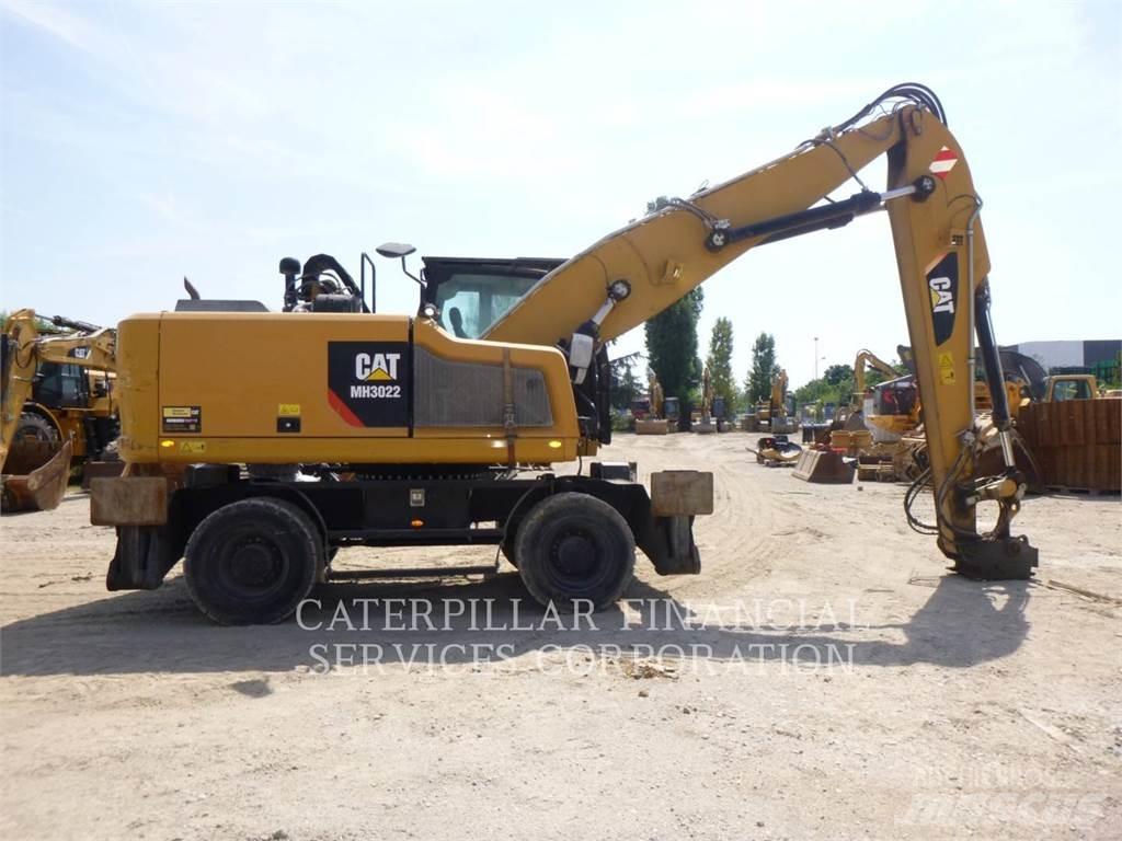 CAT MH3022-06 Gravemaskiner på hjul
