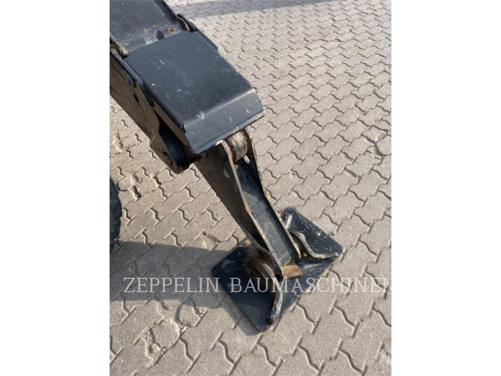 CAT MH3022-06C Nedbrydningsmaskiner
