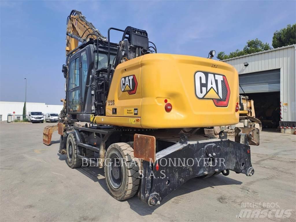 CAT MH3024 Gravemaskiner på hjul