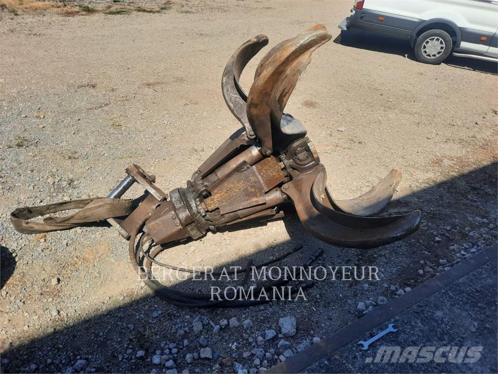 CAT MH3024-06 Gravemaskiner på hjul