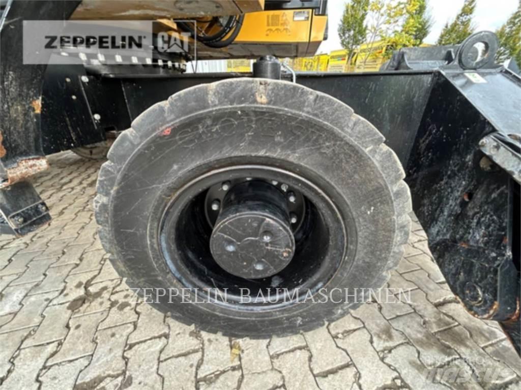 CAT MH3024-06C Nedbrydningsmaskiner