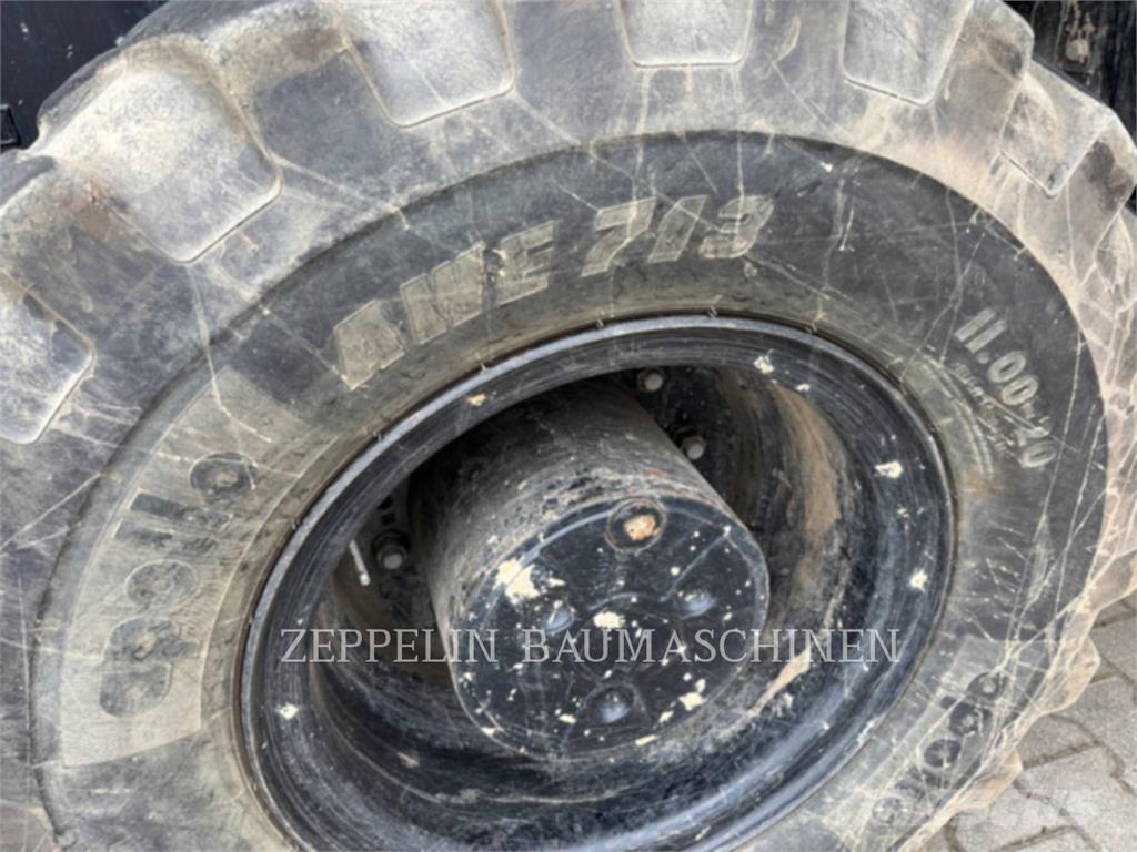 CAT MH3024-07A Nedbrydningsmaskiner