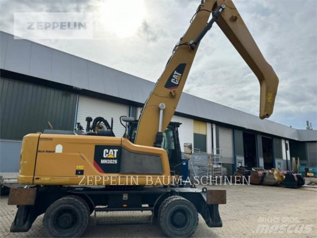 CAT MH3026-06C Nedbrydningsmaskiner