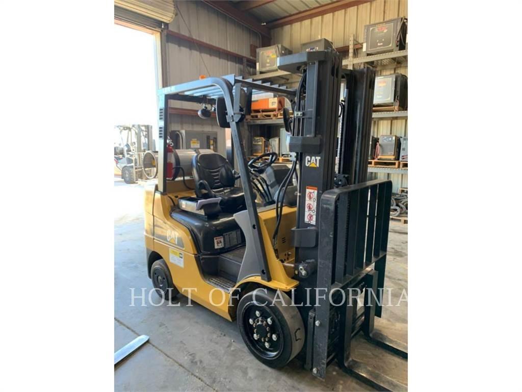 CAT MITSUBISHI C5000-LE Gaffeltrucks - andre