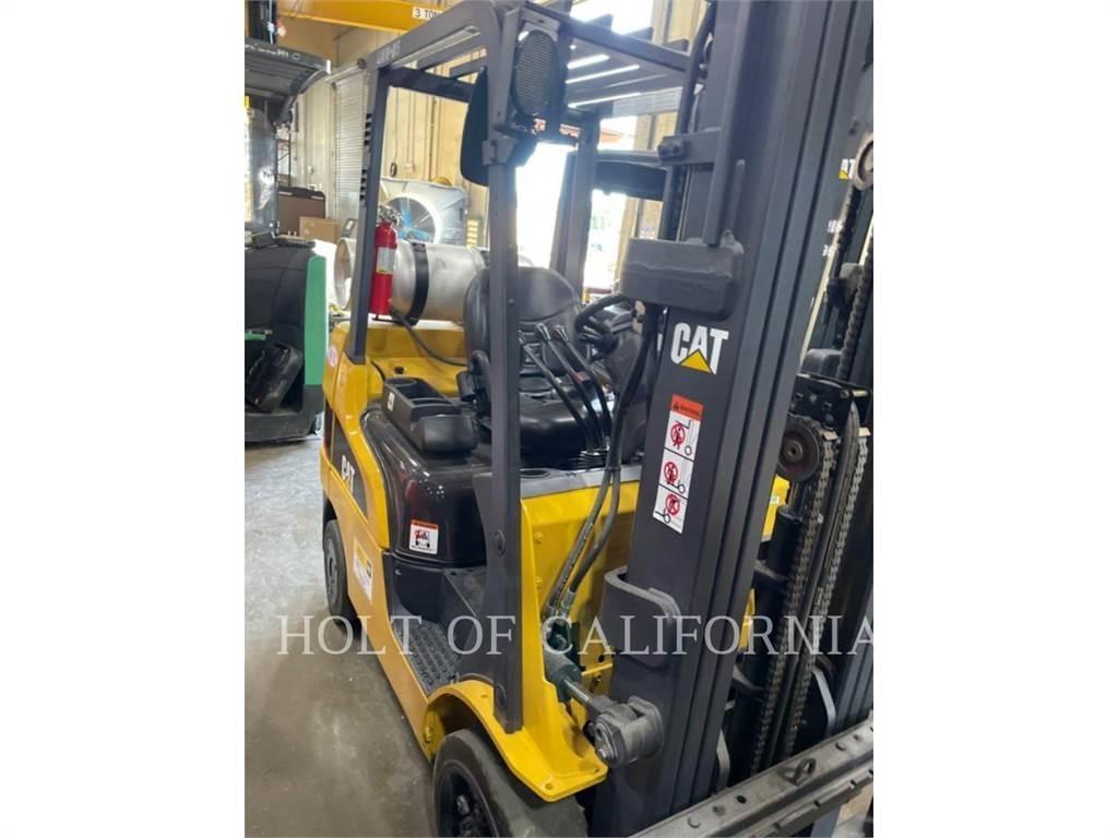 CAT MITSUBISHI C5000-LE Gaffeltrucks - andre