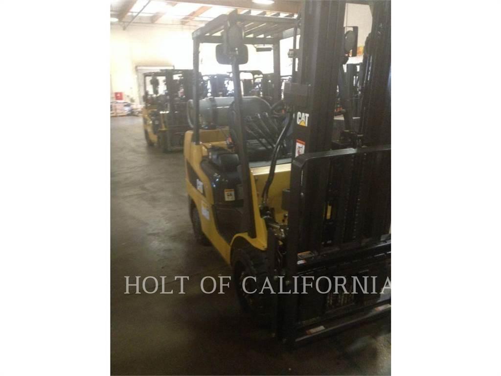 CAT MITSUBISHI C6000-LE Gaffeltrucks - andre