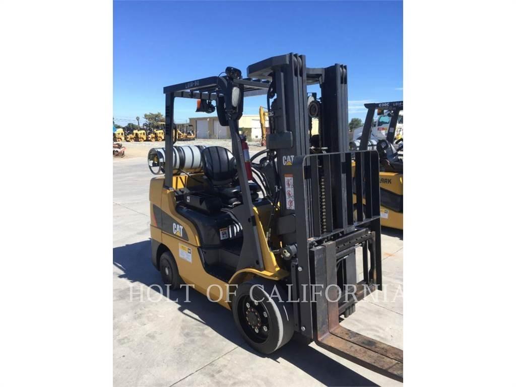 CAT MITSUBISHI C6000-LE Gaffeltrucks - andre