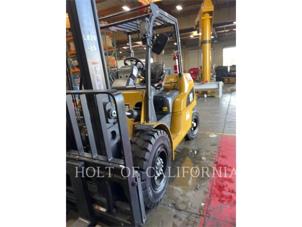 CAT MITSUBISHI DP45N1 Diesel gaffeltrucks