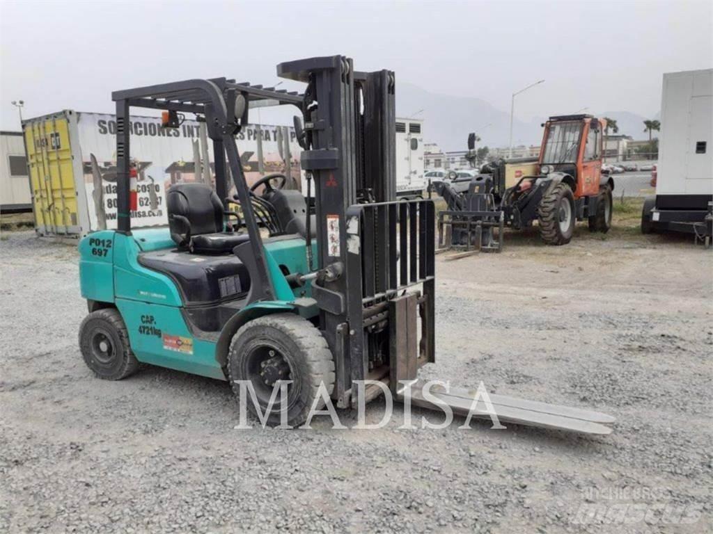 CAT MITSUBISHI FD30NM5 Gaffeltrucks - andre