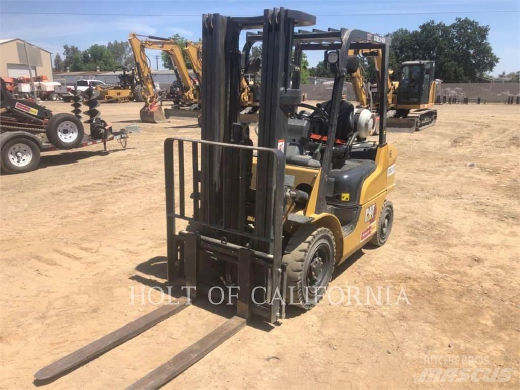 CAT MITSUBISHI GP25N5 Gaffeltrucks - andre