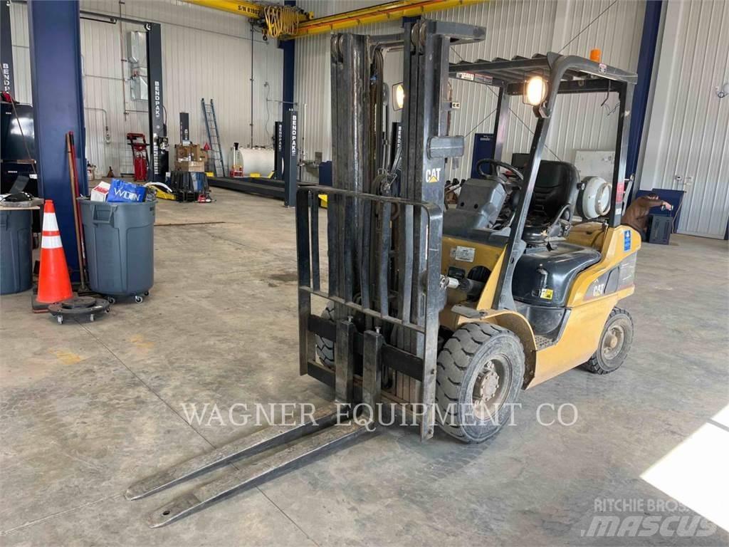 CAT P5000 LPG gaffeltrucks