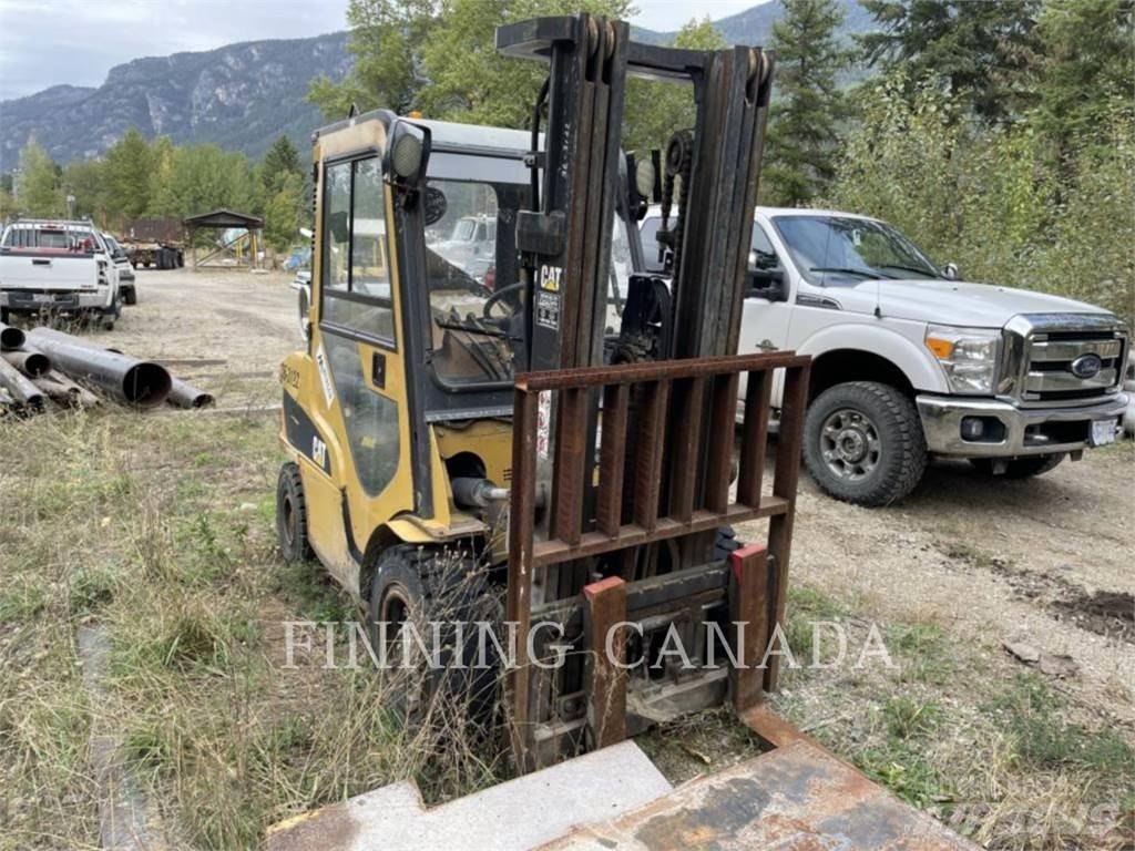 CAT P6000 Gaffeltrucks - andre