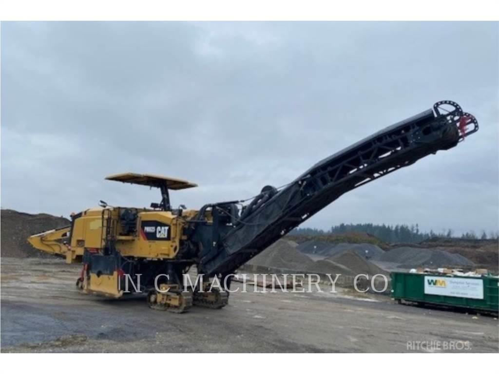 CAT PM825 Asfaltudlæggere