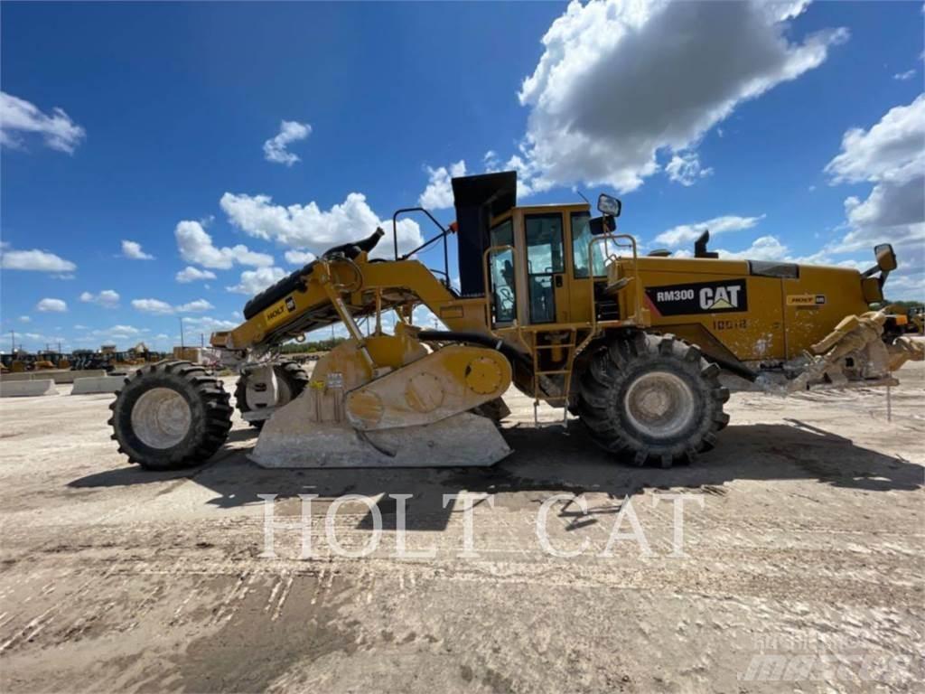CAT RM300 Asfaltrecyclere