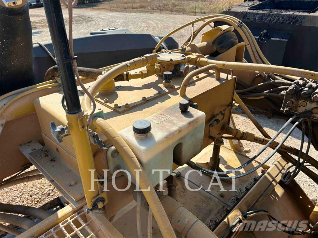 CAT RM300 Asfaltrecyclere