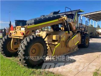CAT RM400 Asfaltrecyclere