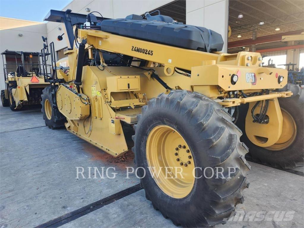 CAT RM400 Asfaltrecyclere