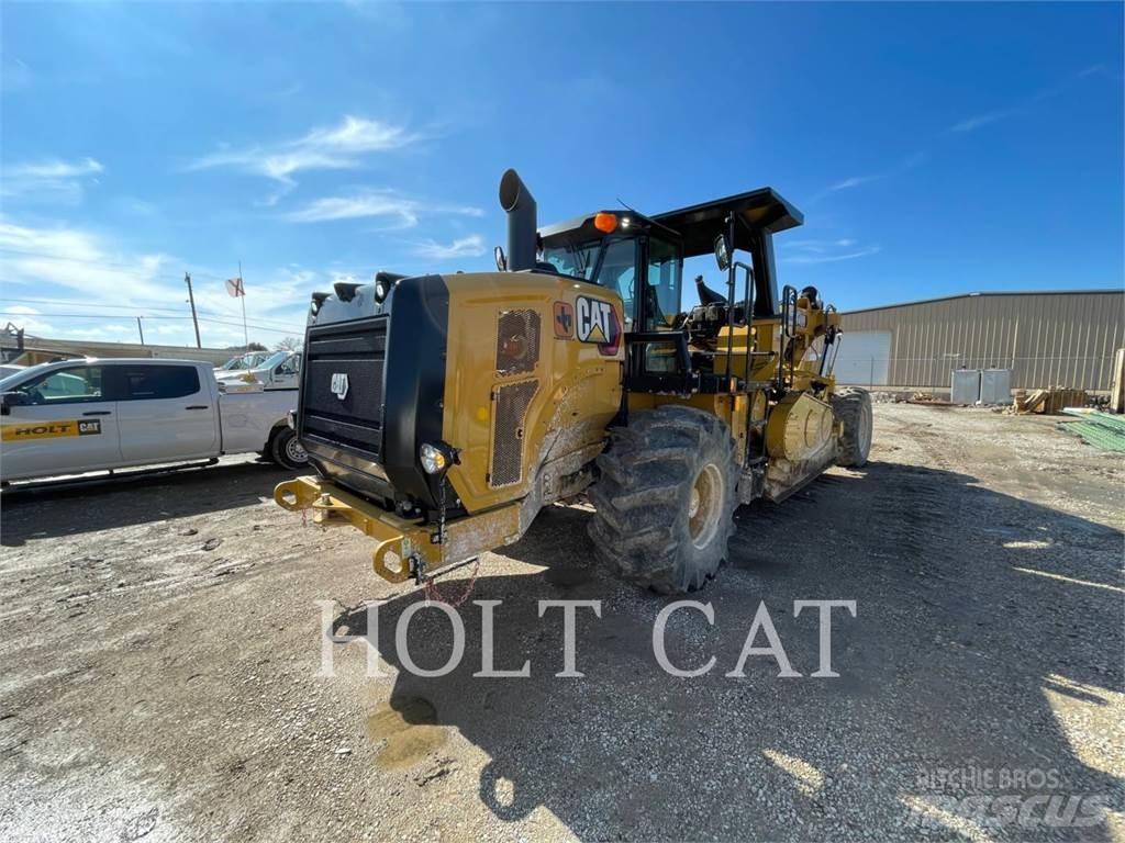 CAT RM400 CAB Asfaltrecyclere