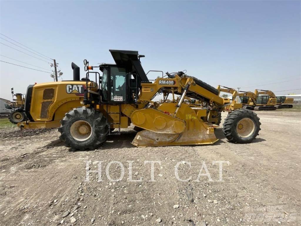 CAT RM400 CAB Asfaltrecyclere