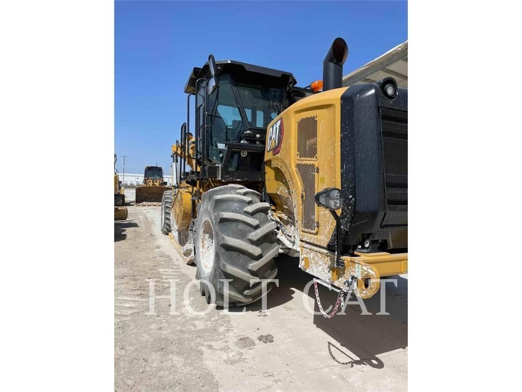 CAT RM400 CAB Asfaltrecyclere