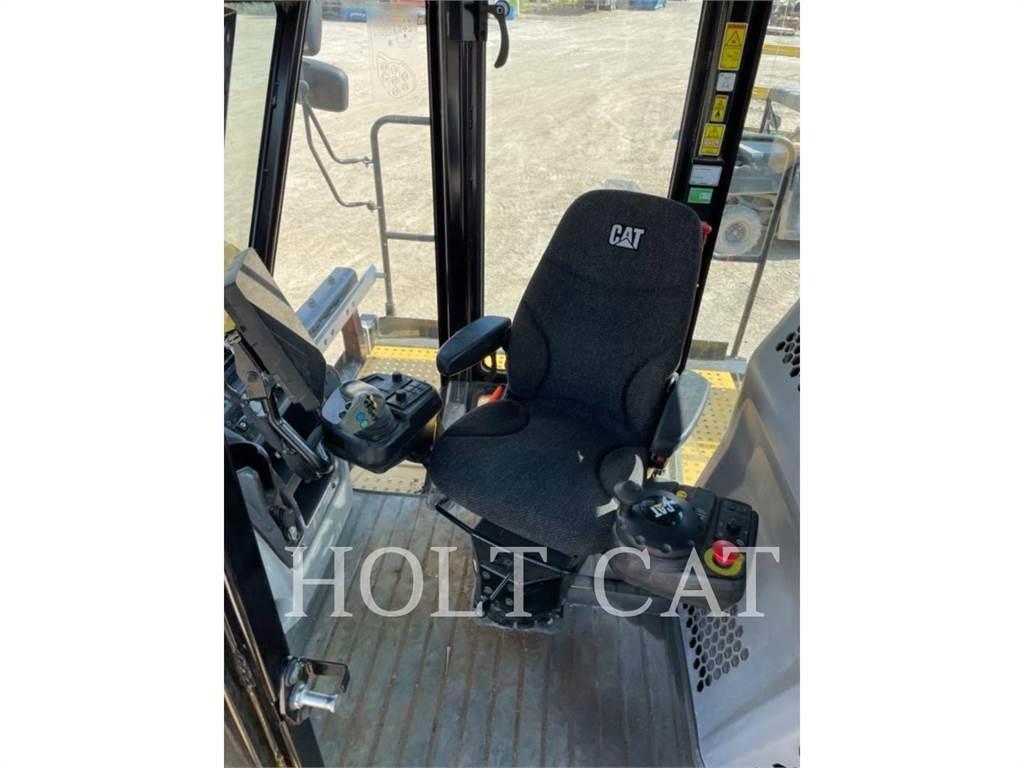 CAT RM400 CAB Asfaltrecyclere