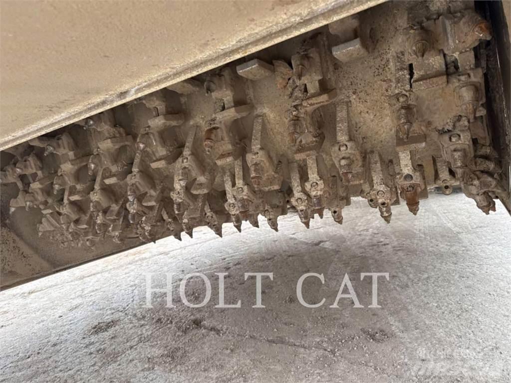 CAT RM400 CAB Asfaltrecyclere