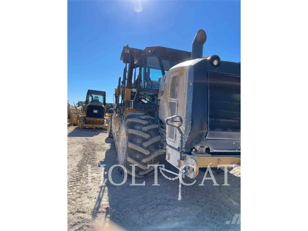 CAT RM400 CAB Asfaltrecyclere