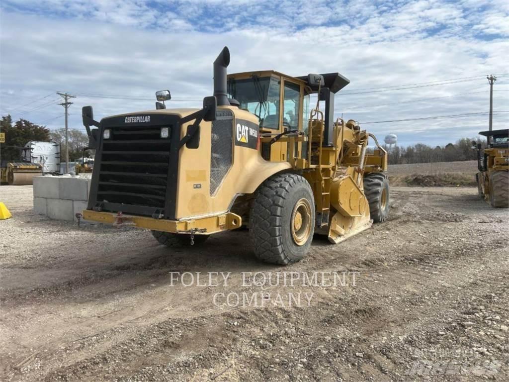 CAT RM500 Asfaltudlæggere