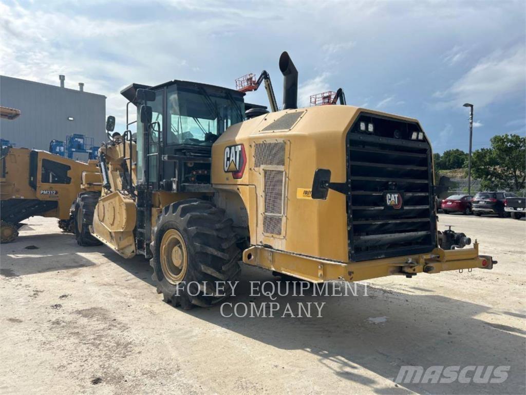 CAT RM500B Asfaltudlæggere