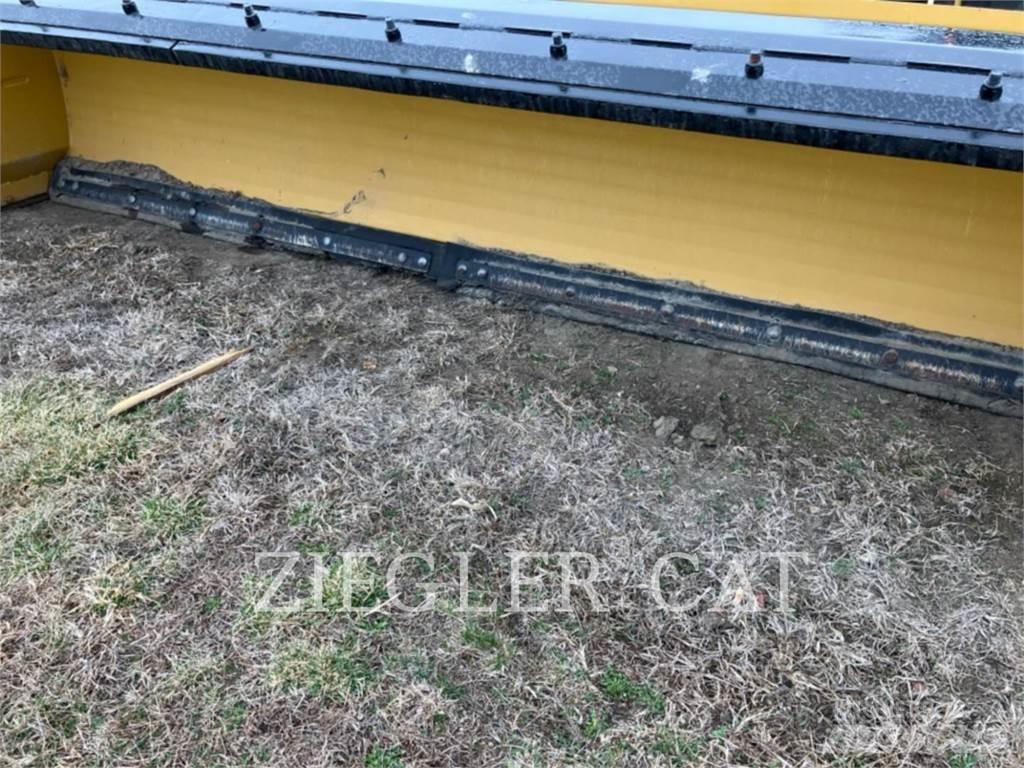 CAT STRAIT SNOW PUSHER Sneslynger